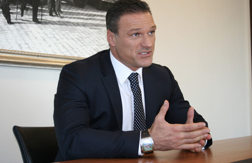 Alpay Özalan kimdir aslen nereli Alpay Özalan eğitim durumu ne mezunu?