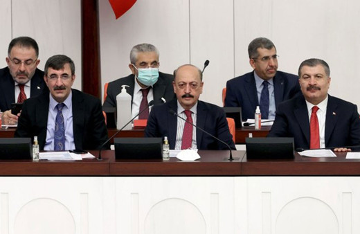 Emekli maaşlarına yeni zam müjdesi! Bakan Vedat Bilgin açıkladı: Düzeltme yapacağız