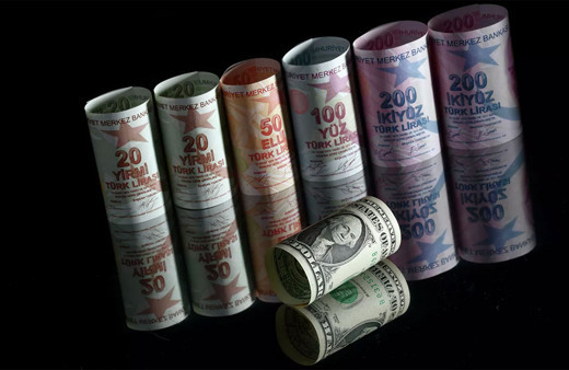 Dolardan yeni tarihi rekor geldi! Bu akşam FED, yarın saat 14:00'te Merkez Bankası bekleniyor