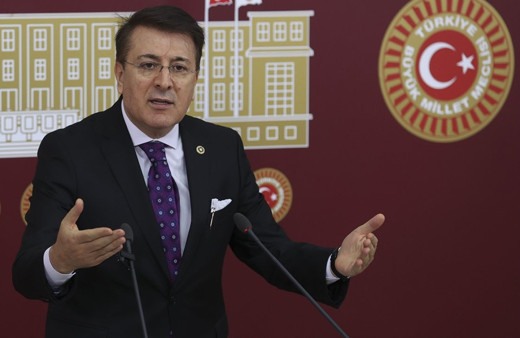 'Ekonomik sıkıntı bizimle ilgili değil' diyen AK Partili İbrahim Aydemir krizin sebebini açıkladı