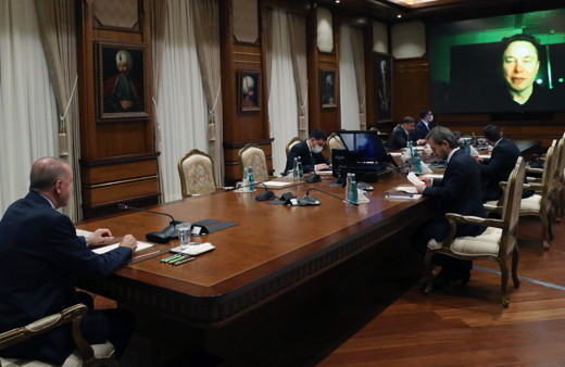 Cumhurbaşkanı Erdoğan'dan Elon Musk'a sürpriz NFT hediyesi