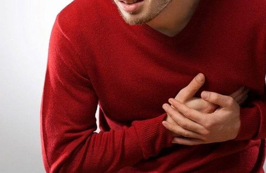 İşteki stres ve maaş kaygısı felç ile kalp krizi riskini yüzde 30 artırıyor