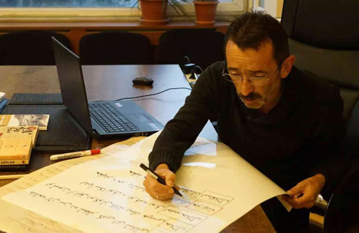 İstiklal Marşı'nın şifresini çözdüğünü söyledi!