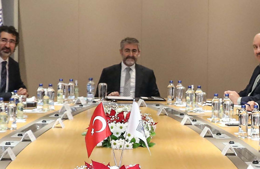 Bakan Nureddin Nebati bankacılarla toplantısında kesin uyarmış: Tartışmaya kapalı, suç işleniyor!