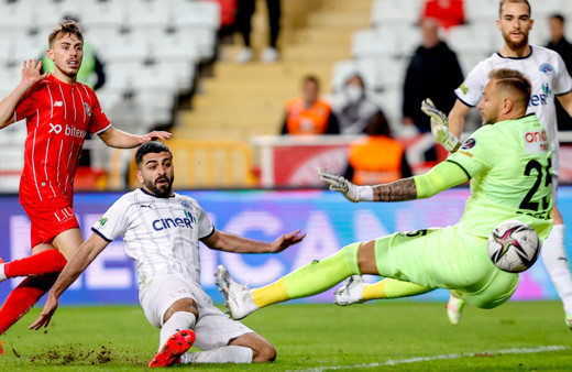 Antalyaspor ile Kasımpaşa puanları paylaştı