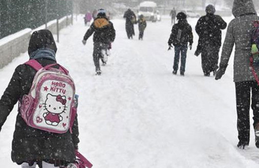 Peş peşe açıklama geldi! 7 ilde eğitime kar engeli