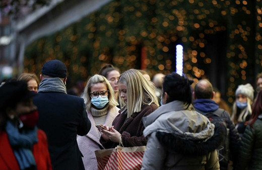 İngiltere'de günlük vaka sayısında rekor kırıldı