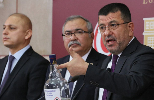 CHP'li Veli Ağbaba: Sahte içki tüketiminin vergilerin yüksekliğinden kaynaklanıyor
