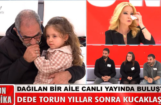 Müge Anlı canlı yayında ağlatan kavuşma: Turan Çelik'in 33 yıllık evlat hasreti son buldu