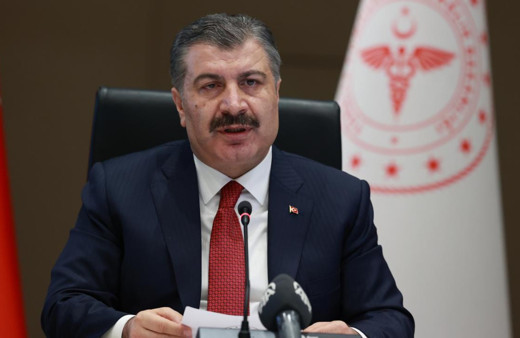 Fahrettin Koca: Yeni vakaların yüzde 10'undan fazlası Omicron kaynaklı