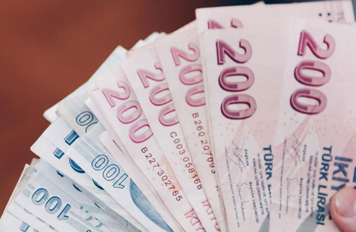 Asgari ücretteki tarihi artış beklentiyi artırdı! Emekliye ek zam formülü