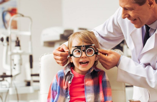 Yakın gözlüğünü attıracak göz damlası geliştirildi