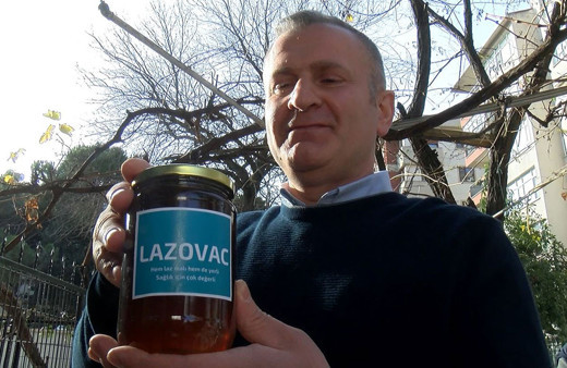 Laz bakkal koronavirüse karşı 'Lazovac' aşısını üretti! İğnesiz kullanılıyor