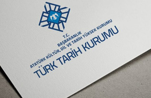 Atatürk'ün kurduğu Türk Tarih Kurumu'na Twitter bir türlü mavi tık vermiyor!