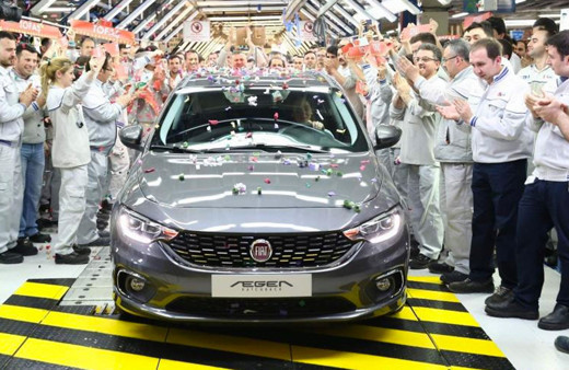 Tofaş 10 bin çalışanına Cumhuriyet altını dağıtacak