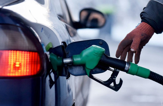 Benzine 31 Aralık 2021 itibariyle büyük zam geldi pompa fiyatları değişti