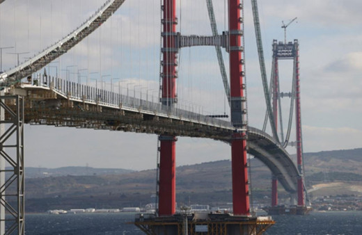 Dünyanın en uzun orta açıklıklı asma köprüsü ile Çanakkale çok yakında gerdanlığına kavuşuyor