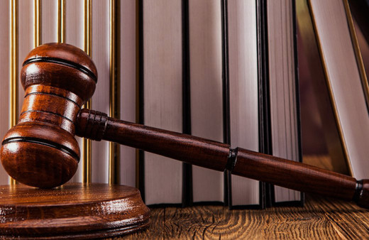 Yargıtay eve sürekli sarhoş olarak gelen kocanın kusurlu olduğuna hükmetti