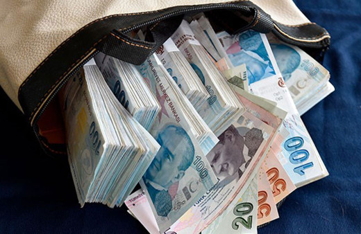 Türkiye'deki milyonerlerin toplam mevduatı 1 yılda 1 trilyon 260 milyar lira arttı