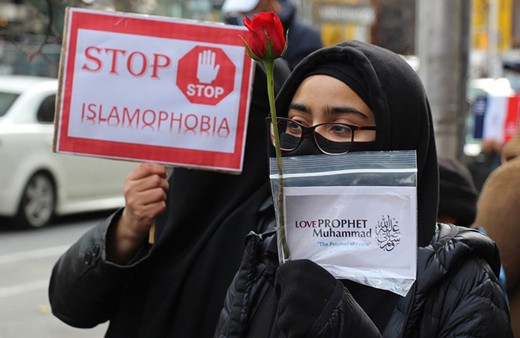 Hollanda'da camilere İslamofobik içerikli mektuplar gönderildi