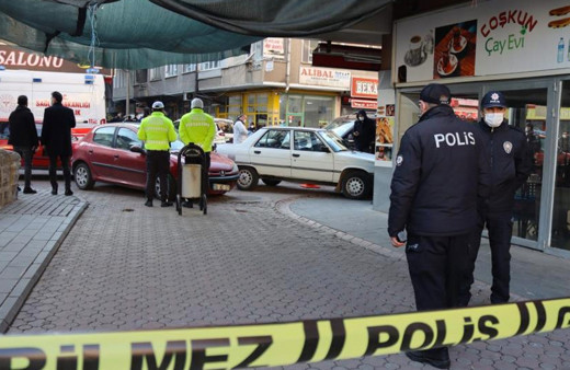Kayseri'de sokak ortasında dehşet: 2 ölü, 1 yaralı