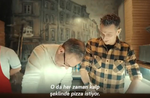 Bakan Muharrem Kasapoğlu Giovanni Guidetti ile pizza yaptı