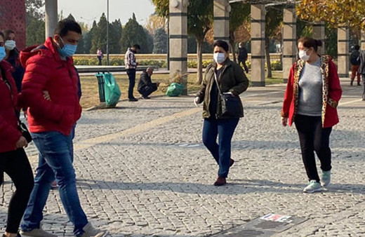 Sağlık Bakanlığı son verileri açıkladı! Her 100 bin kişideki Kovid-19 vakaları 65 ilde azaldı, 15 ilde arttı