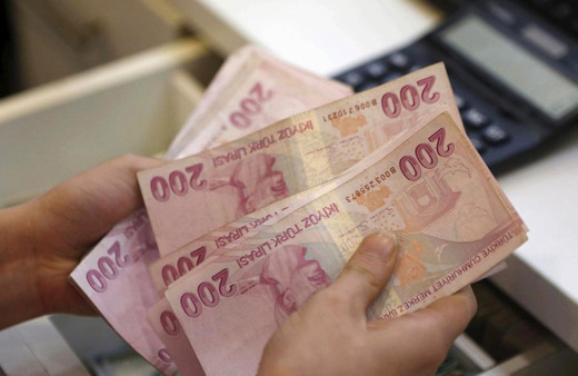 Yaşlılık aylığı 2022 ne kadar oldu 65 yaş maaşı ilk ödemesi hangi ay?