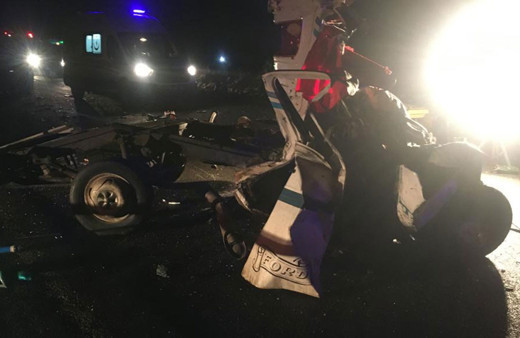 Sivas'ta yolcu otobüsü ile kamyonet çarpıştı! 2 kişi feci şekilde can verdi