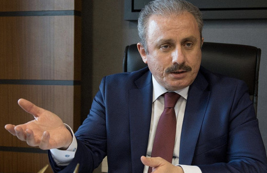 "O kadın TSK'ya iftira attı" diyerek tepki göstermişti! TBMM Başkanı Şentop'tan ünlü oyuncuya tebrik telefonu