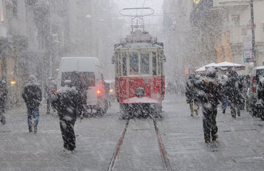 İstanbul için 'kar sağanağı' uyarısı verildi! Ankara dahil listede 14 il daha var kar dolu, sağanak ve fırtına...
