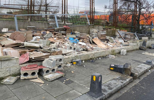 Çekmeköy’de İETT otobüsü durağa daldı