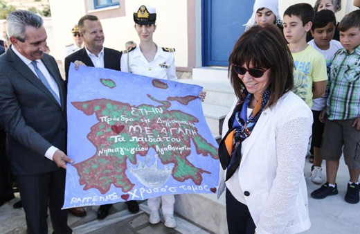 Yunanistan'dan en üst düzey tahrik! İşgal ettikleri Türk adalarında şov yaptı