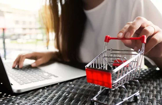 KOBİ'lerle ilgili Hepsiburada ve Intel'den dev iş birliği