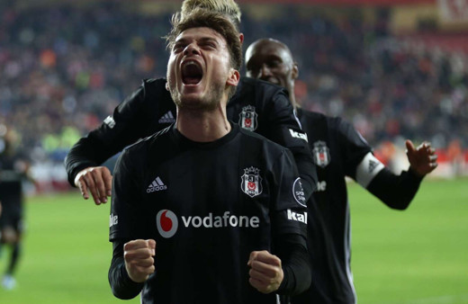 Medipol Başakşehir, Adem Ljajic transferinden vazgeçti