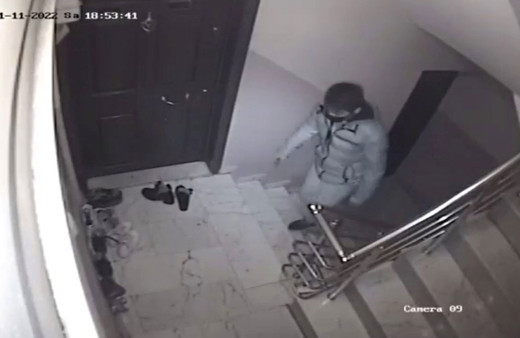 Cumhurbaşkanı Erdoğan'ın hediyesini çaldılar! O anlar kameraya yansıdı