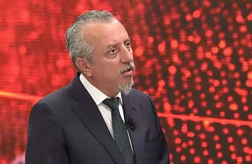 Yazar Murat Kelkitlioğlu: Bu saatten sonra her şey iyi olsun diye bir tarafımı yırtmayacağım!