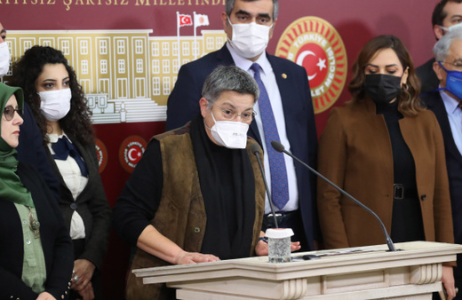 Türk Tabipler Birliği Başkanı Meclis'te tehdit etti: Sağlık sistemini durdururuz