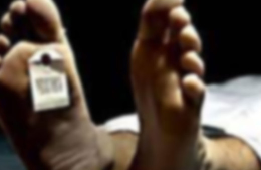 Japon kadın ölen babasının cesedini emekli maaşı için 4 ay evde sakladı