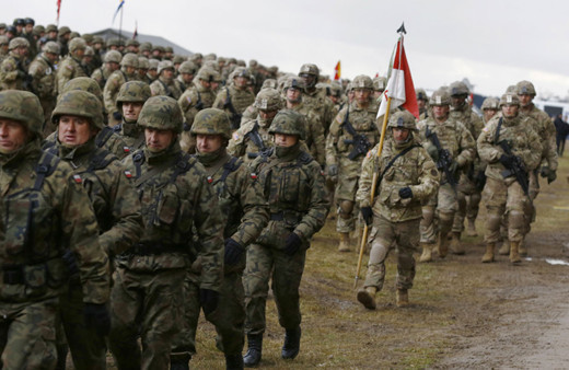 Belarus Cumhurbaşkanı Aleksandr Lukaşenko'dan sınıra 30 bin asker yığıldı açıklaması