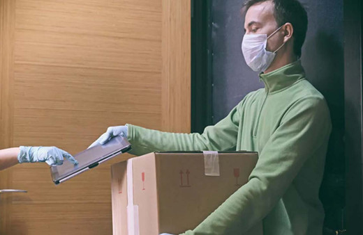 Omicron için kargo uyarısı: Paketleri maske ve eldivenle alın