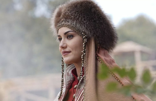 Akça Hatun kimdir tarihte hayatı nasıl? Akça Hatun Alparslan evliliği