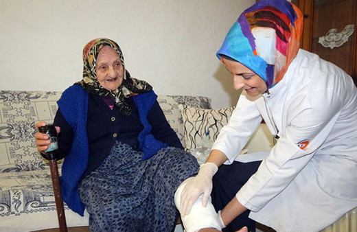 Bakan Yanık açıkladı: Evde bakım yardımı 2 bin 300 TL oldu