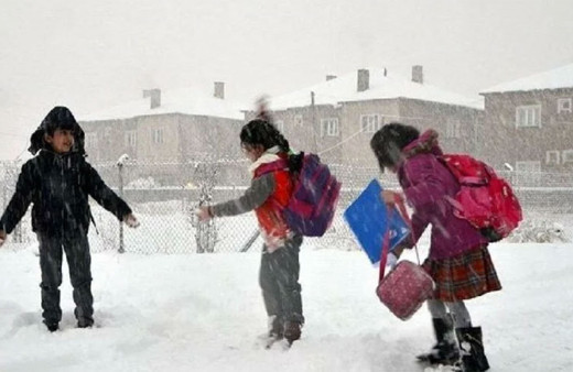 Bugün okulların tatil edildiği iller listesi! 14 ilde kar tatili var: Trabzon, Denizli, Ordu...