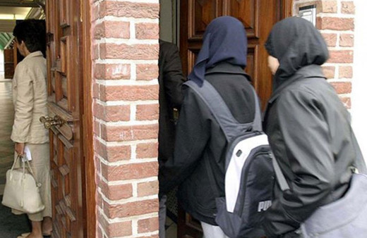 Fransa'da, başörtüsünü yasaklayan spor yasası kabul edildi