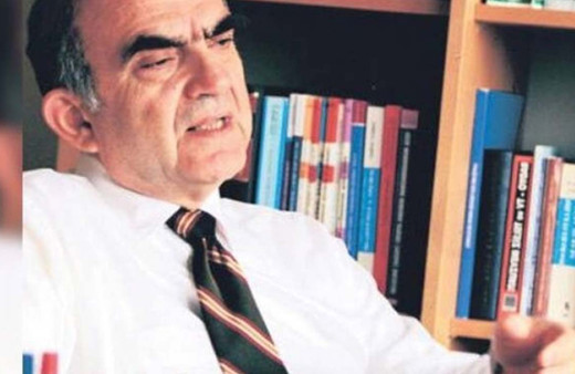Siyasetçi ve hukukçu Prof. Dr. Uğur Alacakaptan hayatını kaybetti