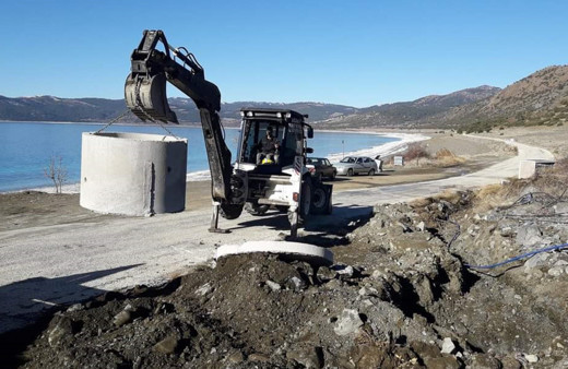 Salda Gölü kumsalına kazılan su kuyusu isyan ettirdi