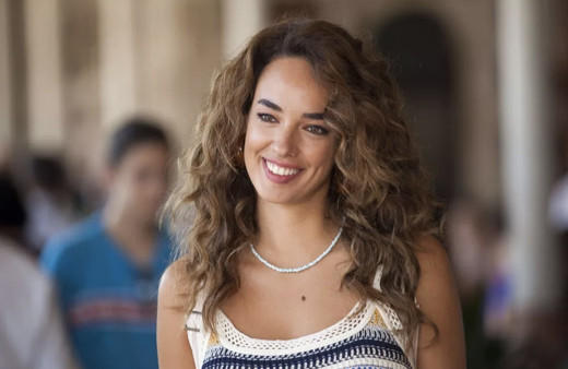 Maske Kimsin Sen Dinazor Seda Bakan mı dinazor maskesinin altındaki kim?