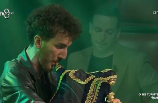 TV8 O Ses Türkiye şampiyonu Hasan Koçak'ın performansı sosyal medyada viral oldu