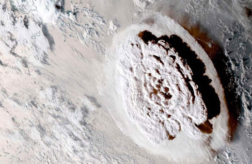 Uzaydan görülen yanardağ patlamasında ölü sayısı belli oldu